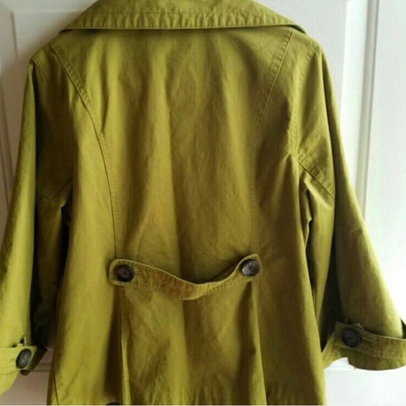 Spring Jacket - Picture 2 of 6